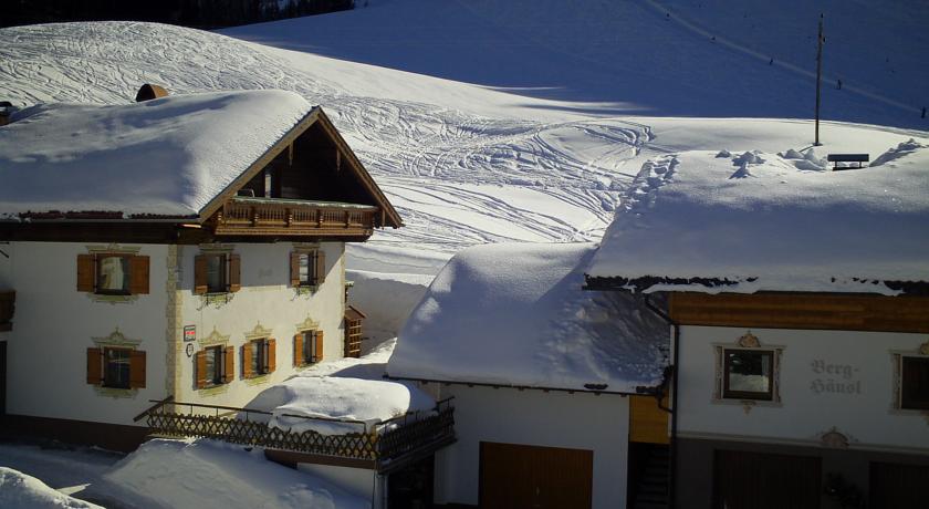 Gästehaus Steinkarblick Winter - Berwang Rinnen Tirol Ferienwohnung Zimmer Apartment